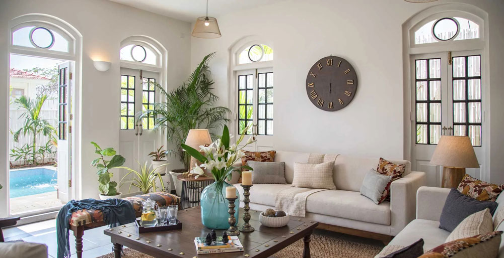 Monforte Villa F - Living and pool view